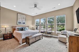 Iron/ironing board, free WiFi