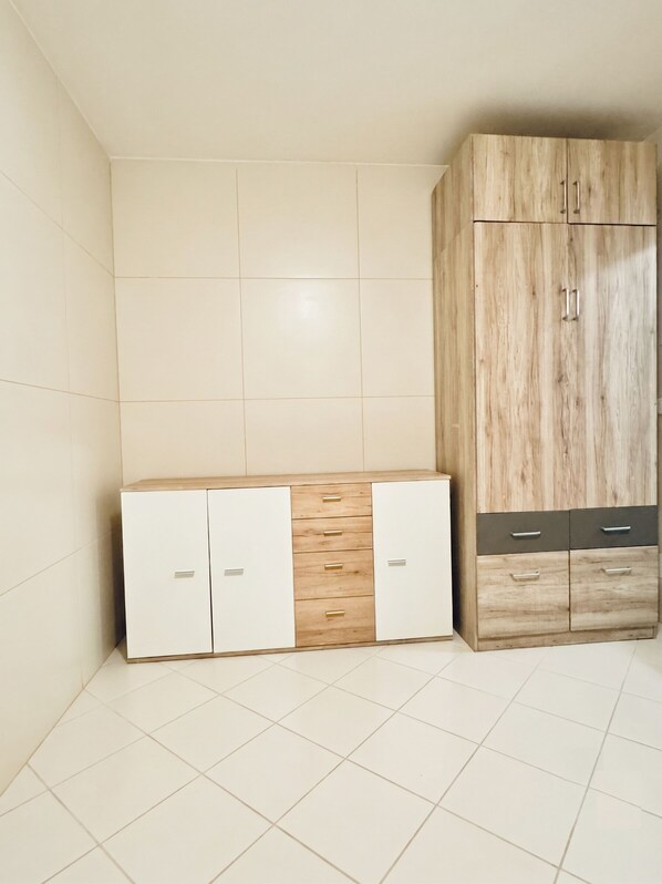 Interior - Charming Villa Stay | Garden & Parking Included (Wien)