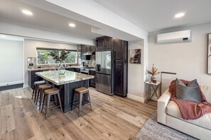 Interior - Racquet Club Retreat Near Trails, MARC & Free Bus! (Park City)