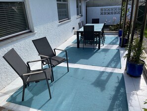 Outdoor dining - Sleeps 9- Kingbeds- Familyfriendly- Contactlessci (Wadebridge)