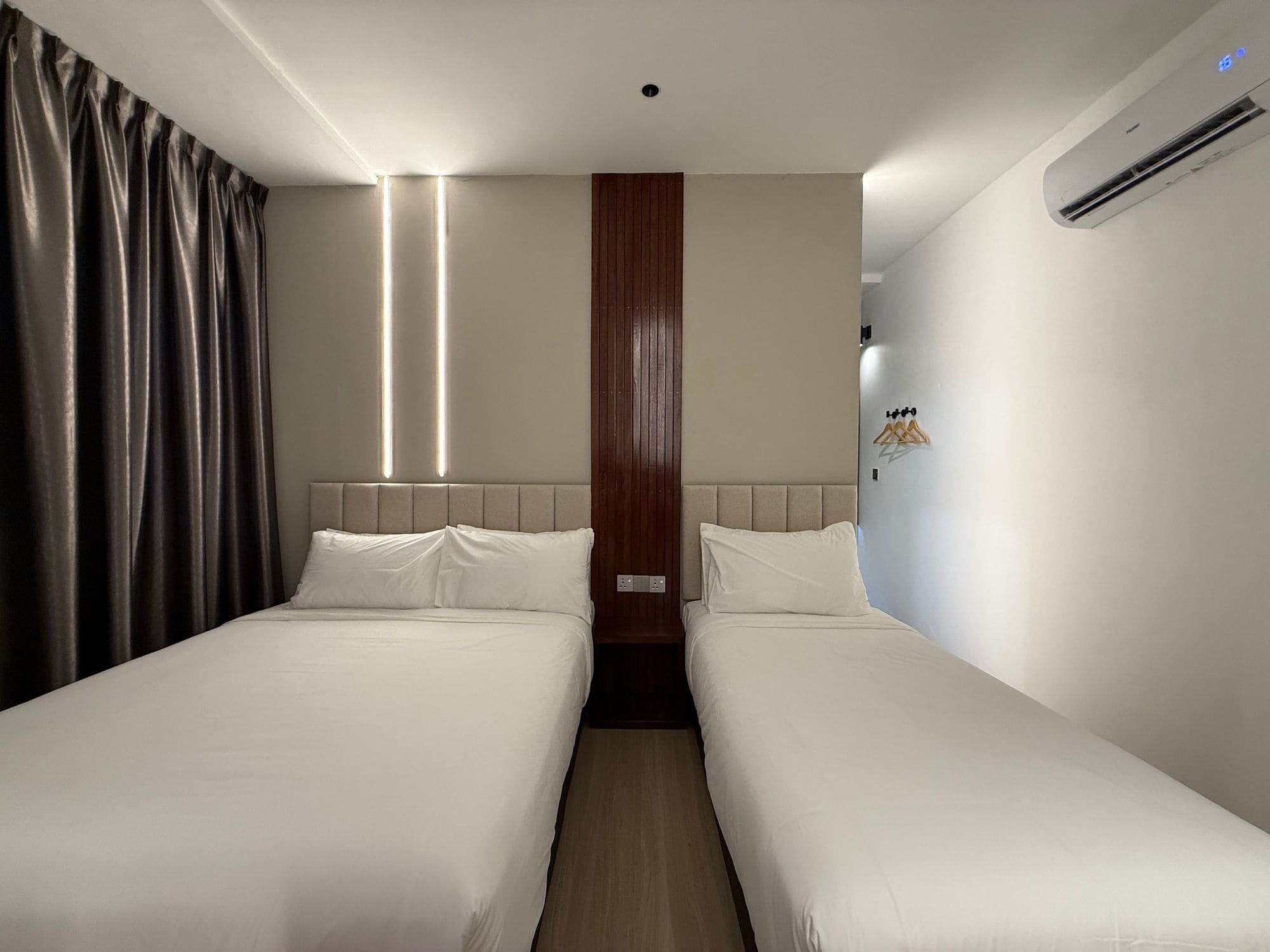 Wi-Fi de cortesia, roupa de cama