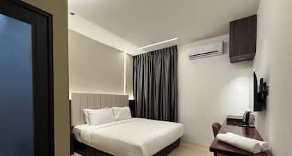 OYO 91193 Hi Inn Sibu Jaya