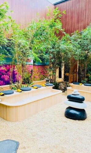 Sauna, hot tub, steam room, hot springs, body treatments, aromatherapy