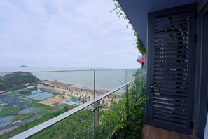 Deluxe studio, uitzicht op het strand | Gratis wifi