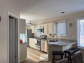 Microwave, oven, stovetop, dishwasher