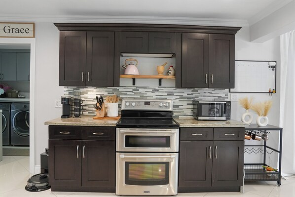 Microwave, oven, stovetop, dishwasher