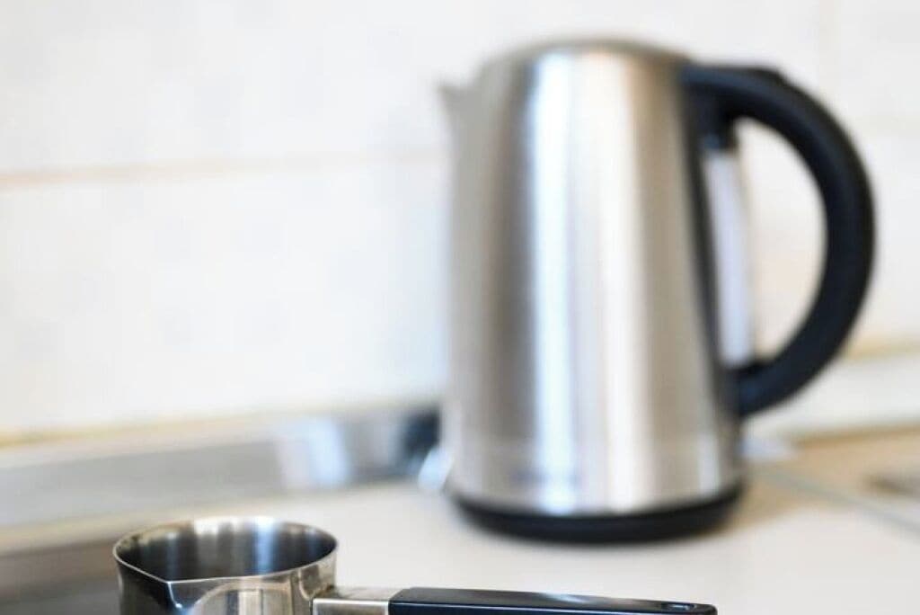 Kaffee und/oder Kaffeemaschine