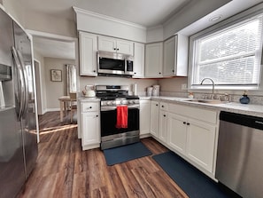 Oven, stovetop, dishwasher
