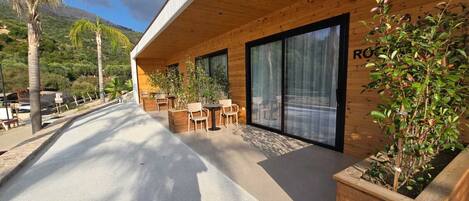 واجهة المنشأة