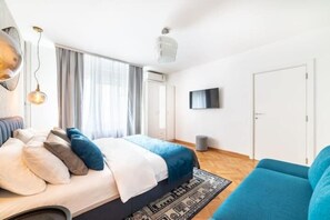 1 bedroom, iron/ironing board, WiFi, bed sheets