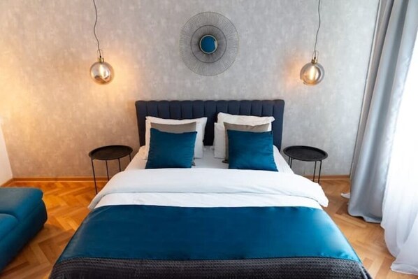 1 bedroom, iron/ironing board, WiFi, bed sheets