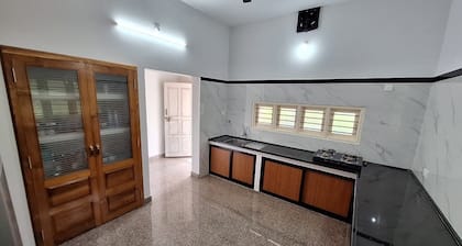 Prashanthi Homestay - Four Bedroom Holiday Home