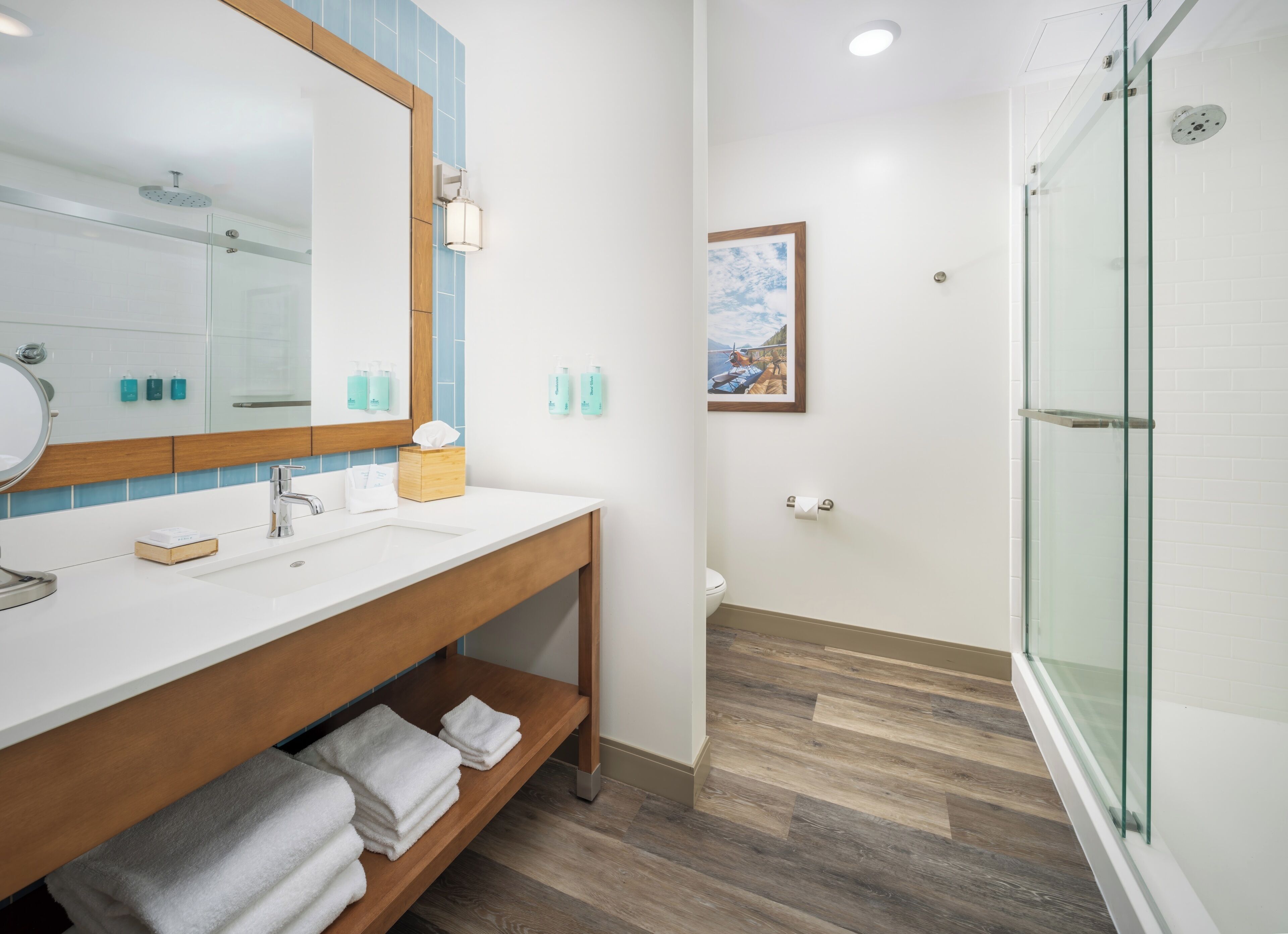 Studio Suite, 1 King Bed with Sofa bed (Studio, 1 King, Balcony) | Bathroom | Shower, hair dryer, towels, soap