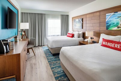 Compass Hotel Beaufort by Margaritaville