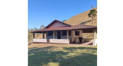 A refuge where time slows down, silence embraces and nature converses.