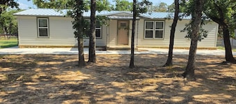 Welcome to Bowie Acres Wilderness Park Expanded