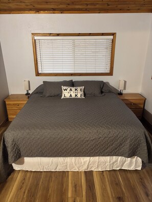 2 soverom, wi-fi (inkludert) og sengetøy