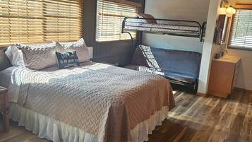2 chambres, Wi-Fi gratuit, draps fournis