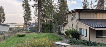 Rustic Charm Meets Lakeside Bliss in Pine Hollow