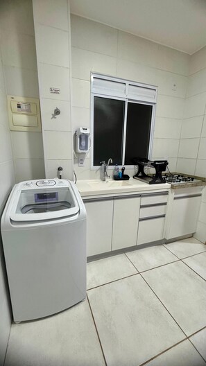 Micro-ondes, plaque de cuisson