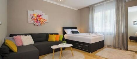 Bügeleisen/Bügelbrett, WLAN, Bettwäsche