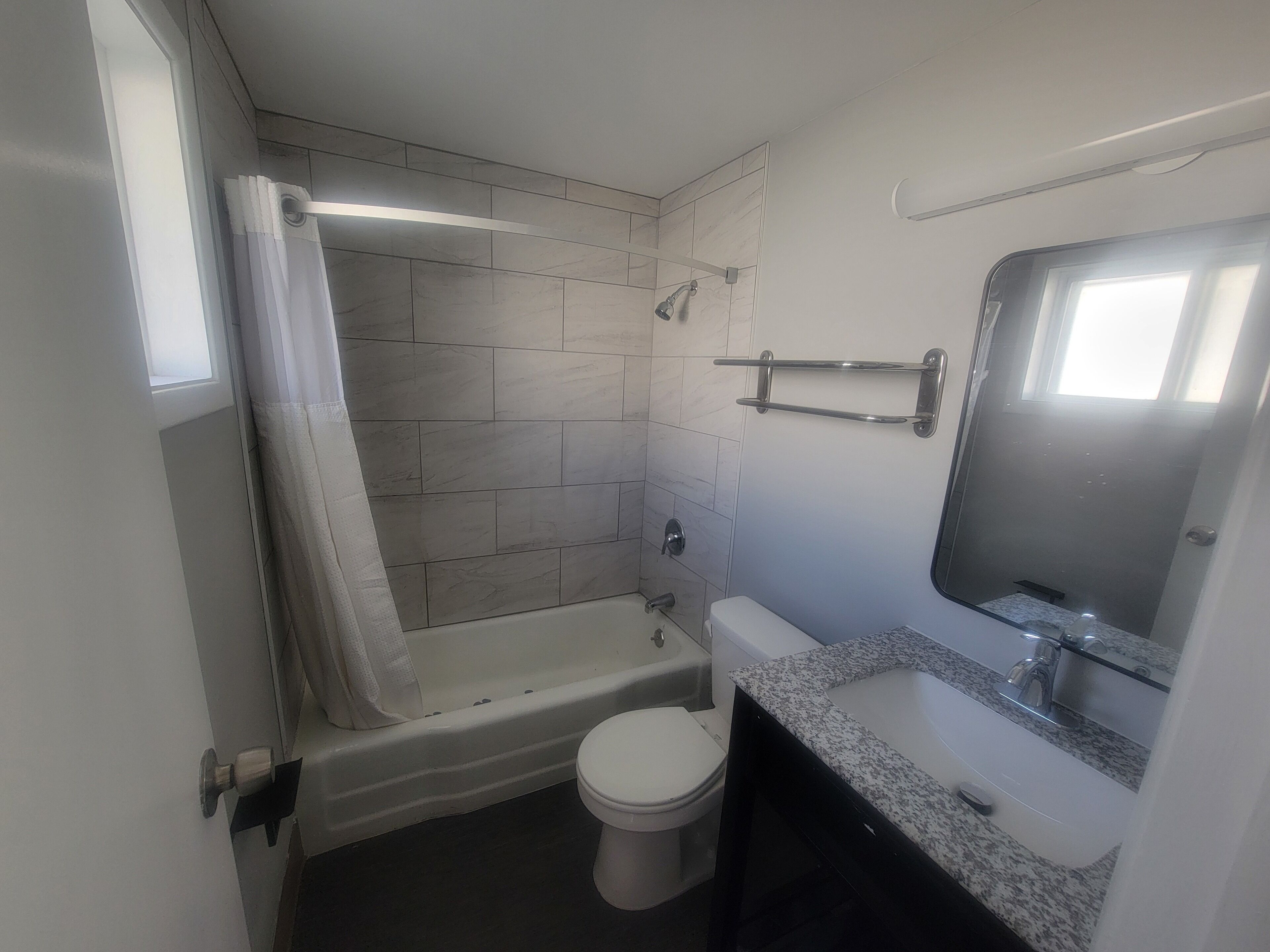 Towels, soap, shampoo, toilet paper