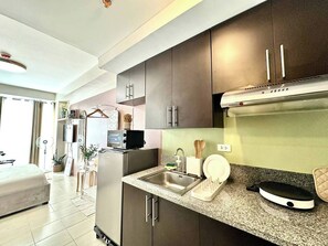 Microondas, placa de cocina