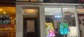 The  2-bedroom Retreat in amazing downtown Greensboro with AC