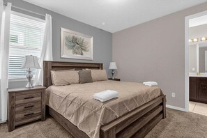 9 Schlafzimmer, Bügeleisen/Bügelbrett, WLAN, Bettwäsche