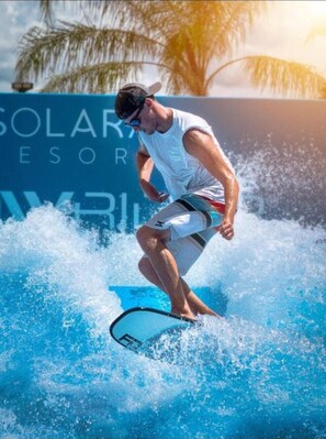 Luokittelematon kuva, 4 kautta 88, painike