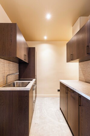 Apartment | Interior - Gorgeous Apartment - 2br/8p - Le Marais (Paris)