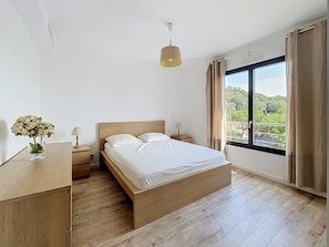 2 habitaciones, tabla de planchar con plancha y wifi