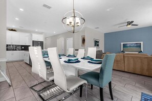 Dining - Disney Getaway! Luxury Villa with Private Pool. Book Now! #CG891 (Orlando)