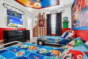 7 bedrooms, iron/ironing board, WiFi, bed sheets - Last Minute Disney! Private Pool, Hot Tub, Game Room & Themed Bedrooms. Book Now! #WIR405 (Orlando)