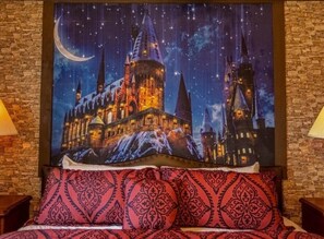 7 bedrooms, iron/ironing board, WiFi, bed sheets