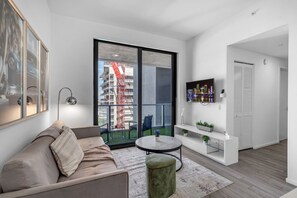 Smart TV, ping pong - 2 Bed Best Views in Downtown & Brickell (Miami)