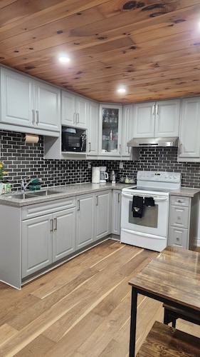 Together Time Getaway, Just 5 Mins to Hwy 401