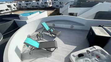 Bain à remous extérieur