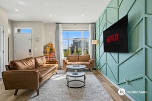 Smart TV, books, offices