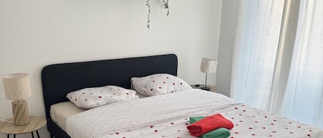 1 chambre, fer et planche à repasser, Wi-Fi, draps fournis