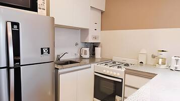 Fridge, microwave, oven, coffee/tea maker
