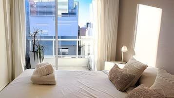 Acceso a internet y ropa de cama