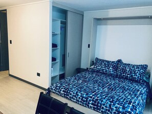 1 bedroom, Internet, bed sheets
