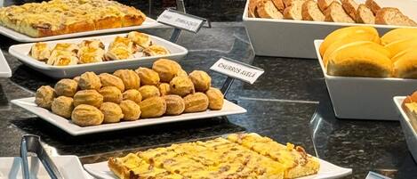 Gratis frukostbuffé varje dag