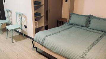 1 bedroom, internet, bed sheets