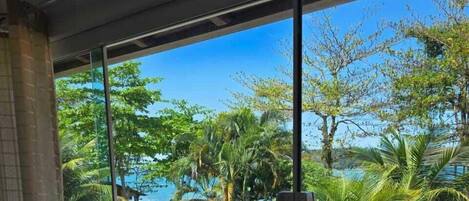 Pemandangan sekitar dari properti