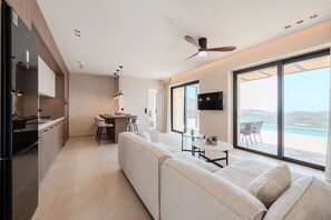 Villa, 2 chambres, piscine privée, vue mer | Salle de séjour