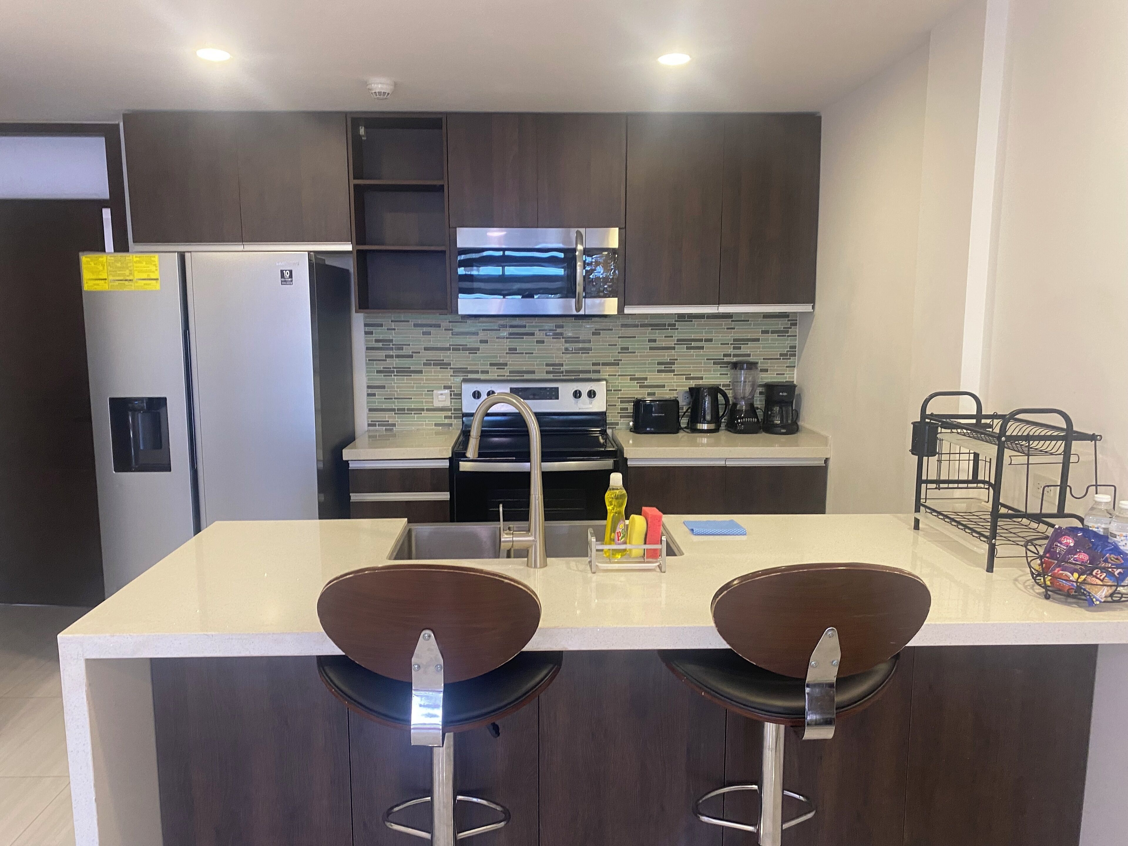 Microwave, oven, stovetop, coffee/tea maker