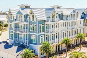 Apartment (3 Bedrooms) | Exterior