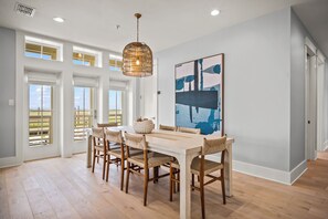 شقة (3 Bedrooms) | المنشأة من الداخل